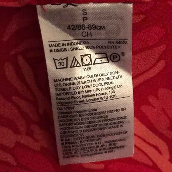 Cute Banana Republic Pink/Red Flare Sleeves - Picture 7 of 7